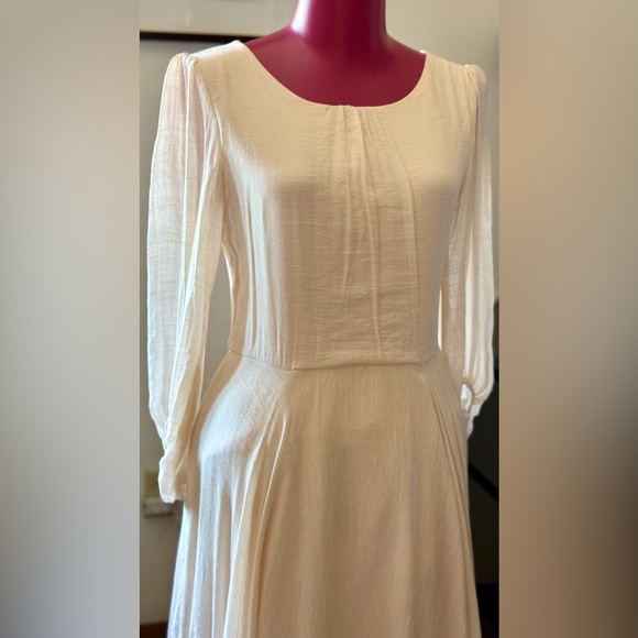 RAELYNNE DRESS IN ECRU - Picture 5 of 9